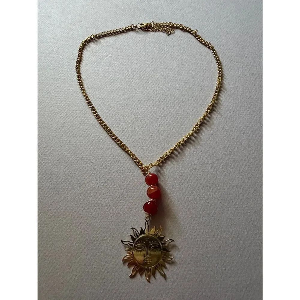 Gold red stone Sun Necklace A1926 - Picture 3 of 3